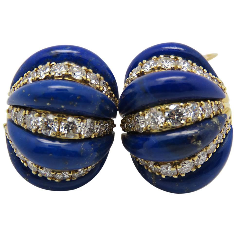 1970s Boucheron Paris Lapis Lazuli Diamond Yellow Gold Ear Clips. For Sale
