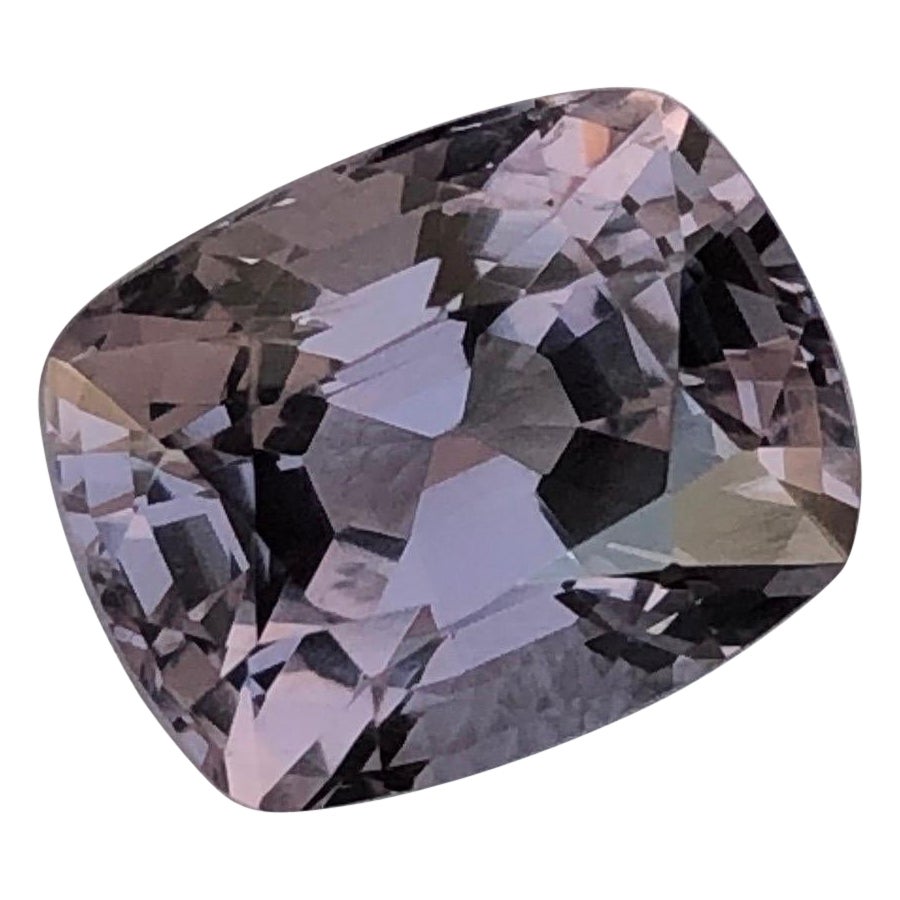 Open Grey Natural Spinel 3.53 ct  For Sale