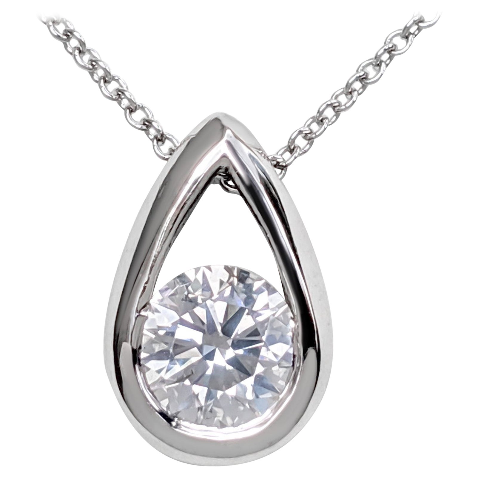 NO RESERVE! 0.50 Carat Diamond - 14 kt. White gold - Necklace with pendant For Sale