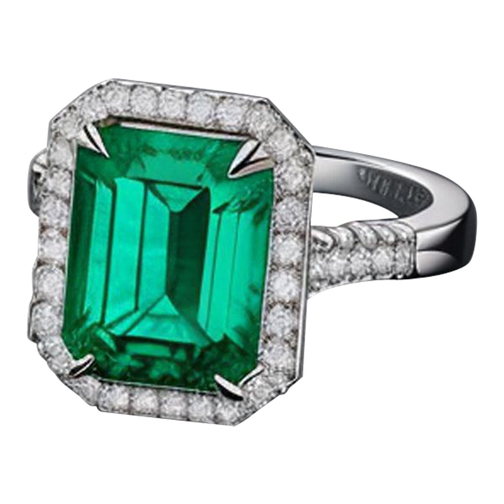 Bague Emilio Jewelry certifiée émeraude de 7,00 carats  en vente