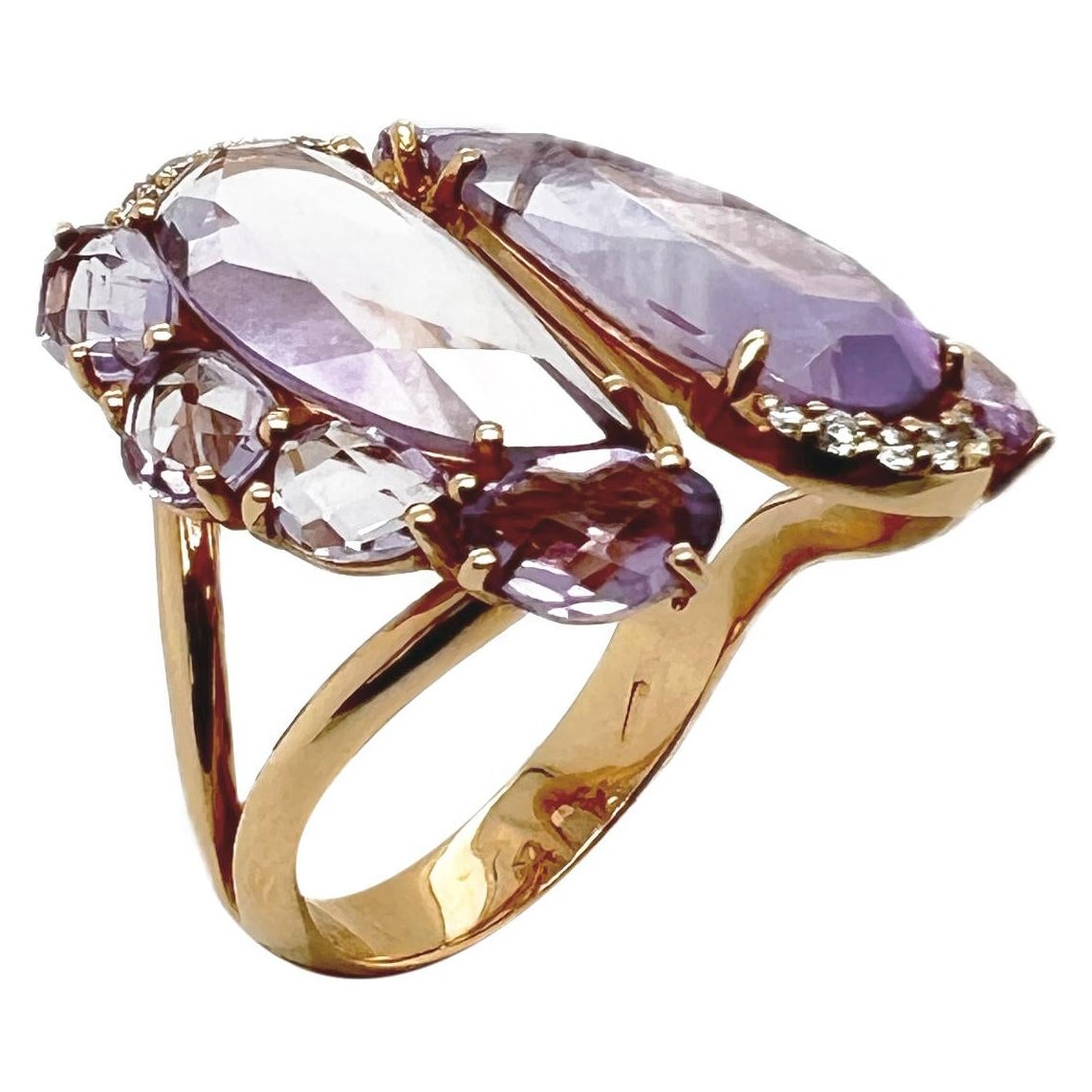 18Kt Pink Gold Ring with Amethyst faceted gems and Diamonds For Sale