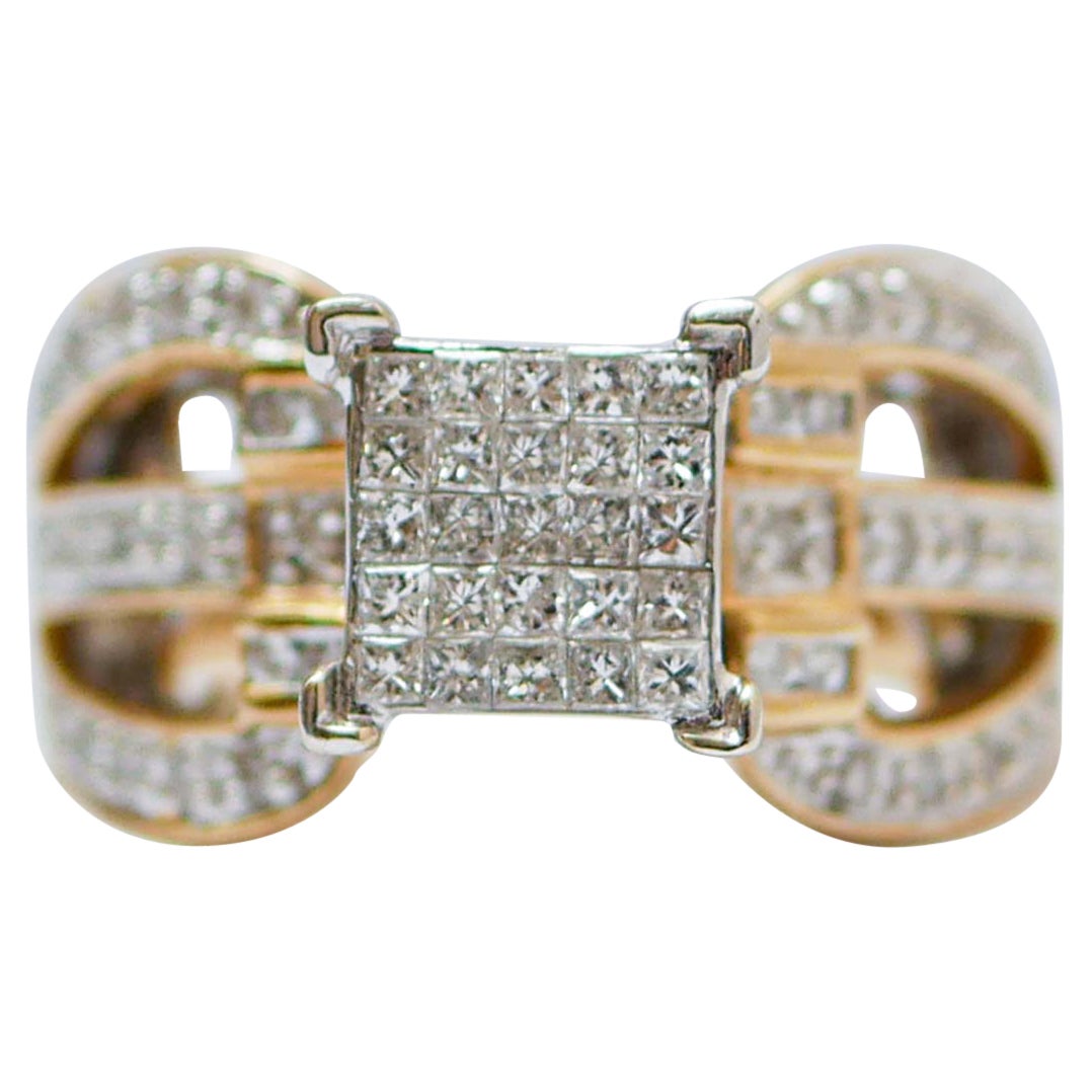 Ring aus 14 Karat Gelbgold mit Diamanten und Weißgold.