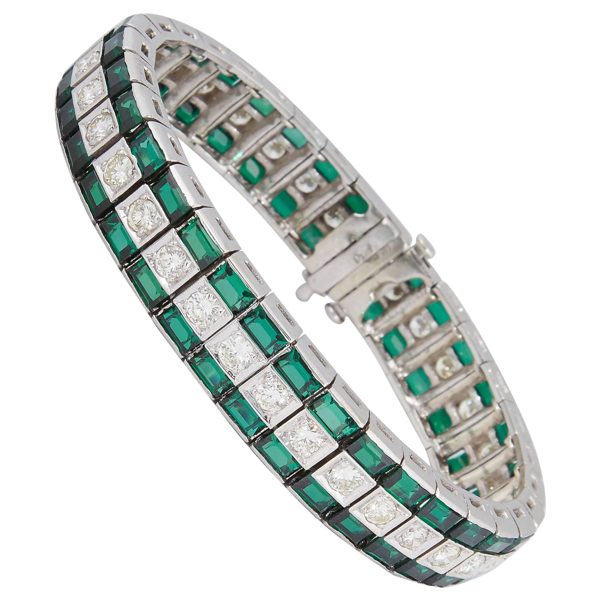 1940s Triple Straightline Green Tourmaline Diamond Platinum Link Bracelet