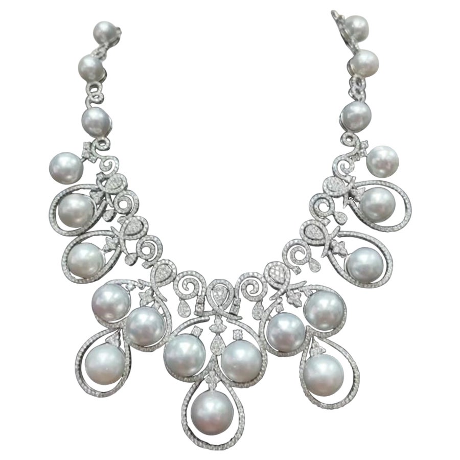NWT $118, 000 18KT Gold Magnificent South Sea Pearl Fancy Diamond Drape Necklace For Sale