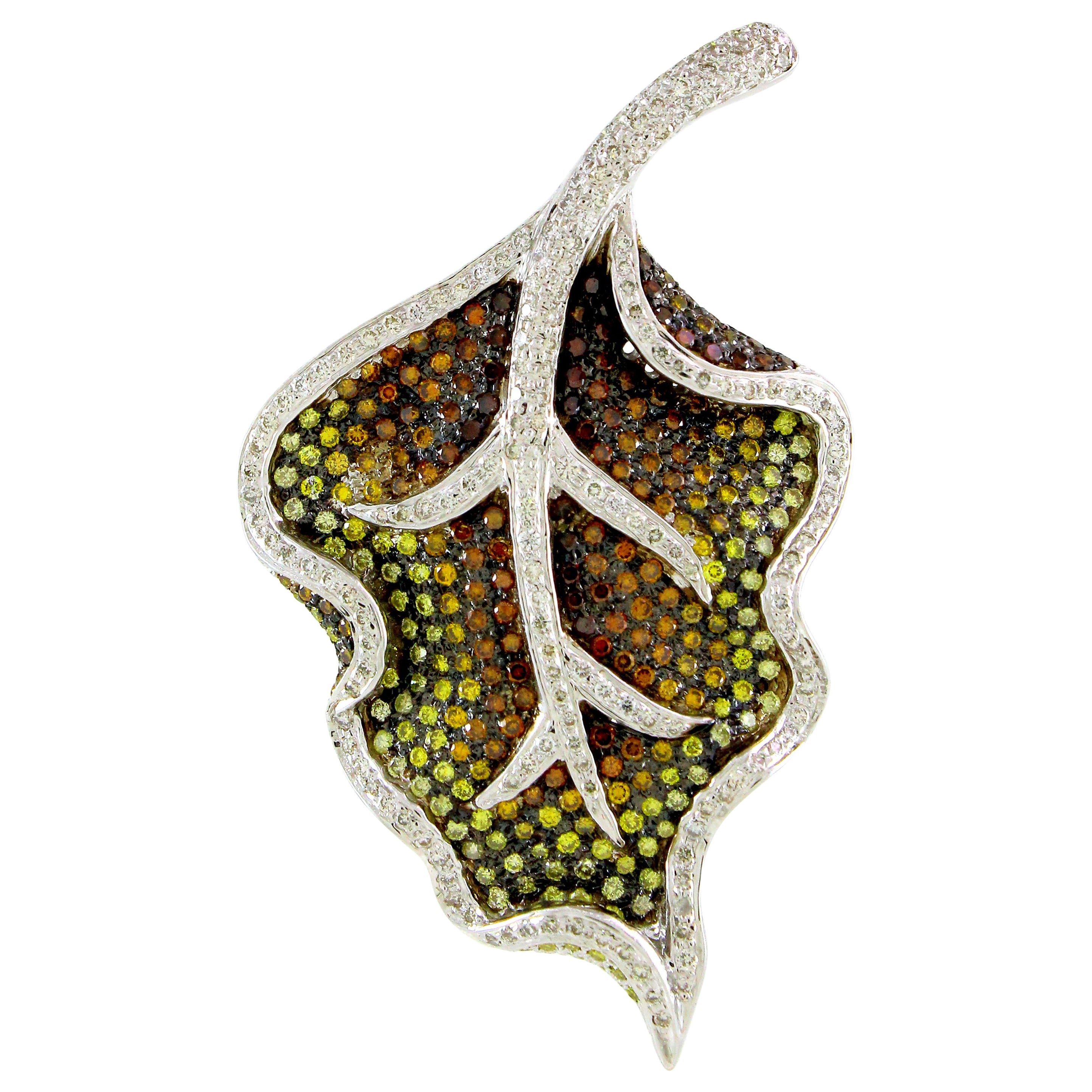 2.53 carats of mix color Diamond Leaf Pendant For Sale