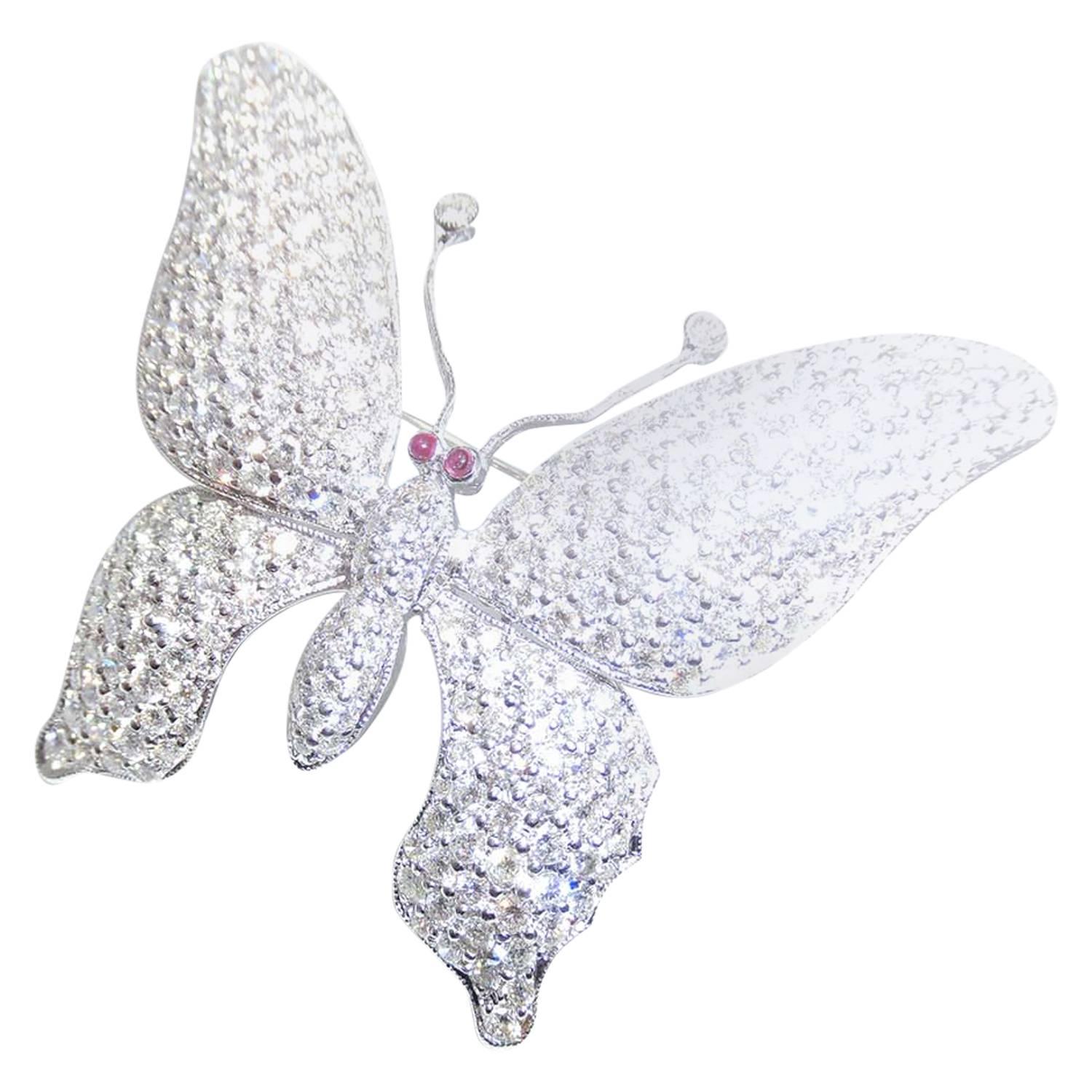 18K White gold Diamond Butterfly Brooch For Sale