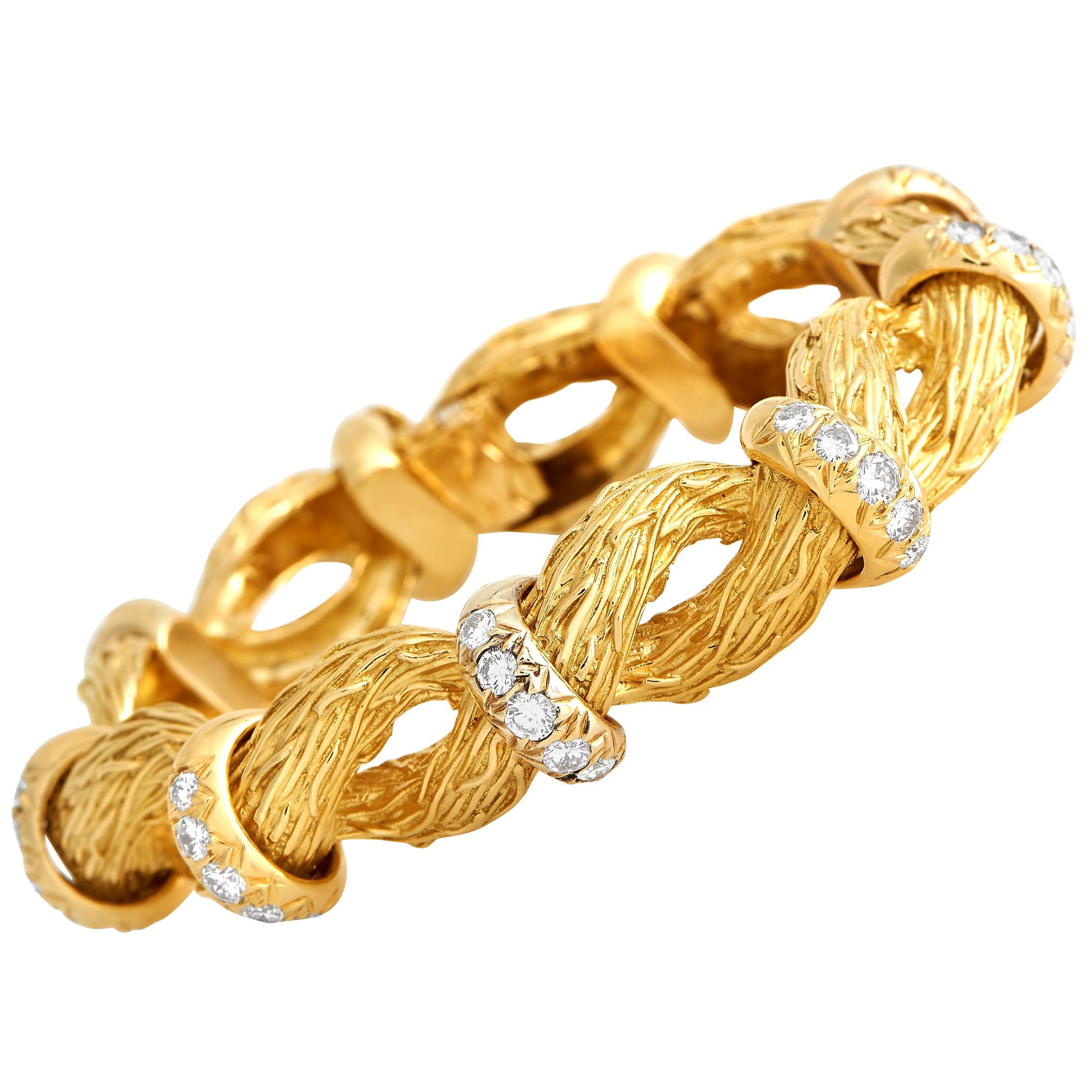 18K Yellow Gold 4.50ct Diamond Textured Link Bracelet MF03-013024 For Sale
