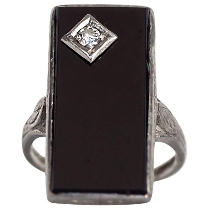 1920s Art Deco Platinum Black Onyx and Old European Cut Diamond Ring