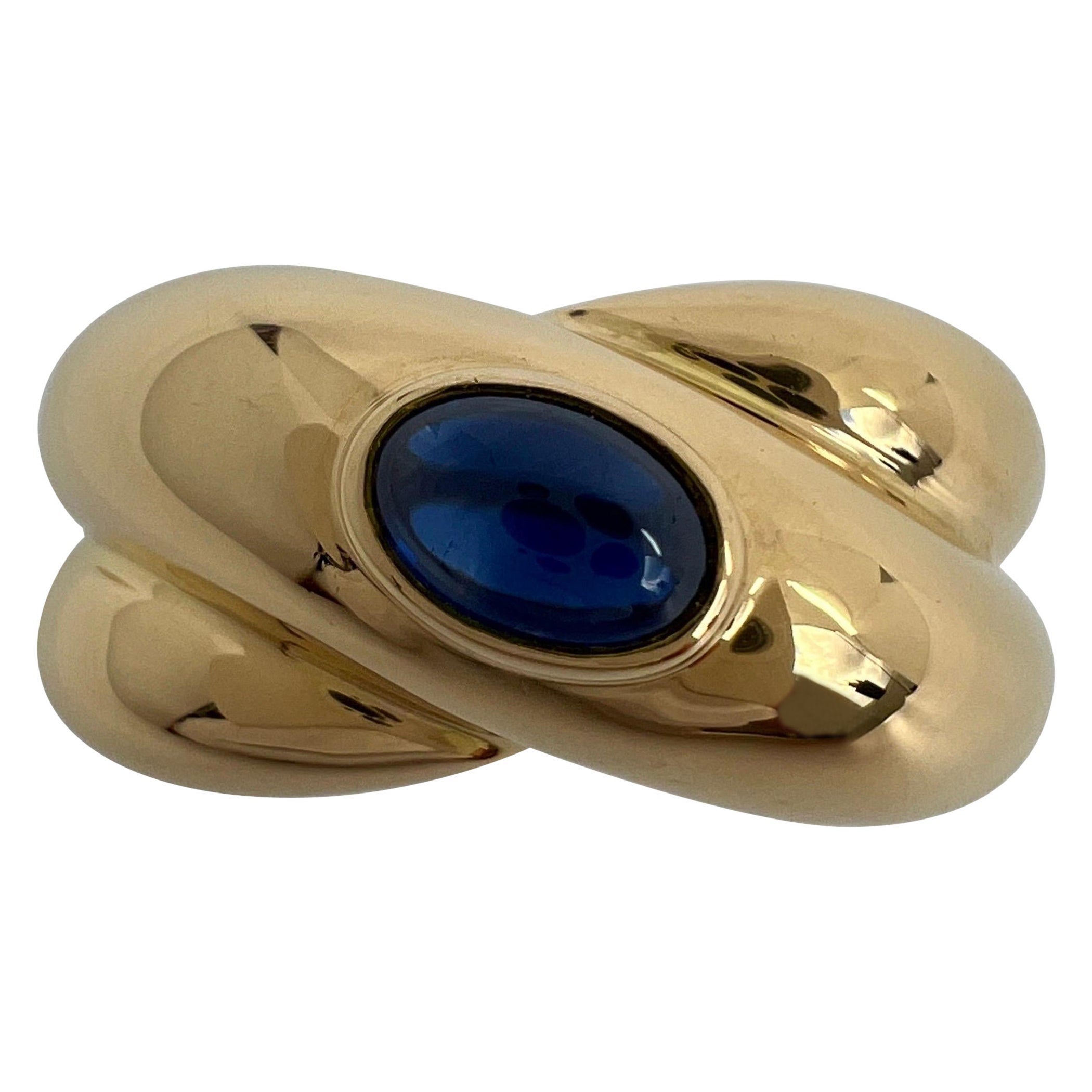 Vintage Cartier Blue Sapphire Colize Oval Cabochon 18k Yellow Gold Dome Ring 50 For Sale