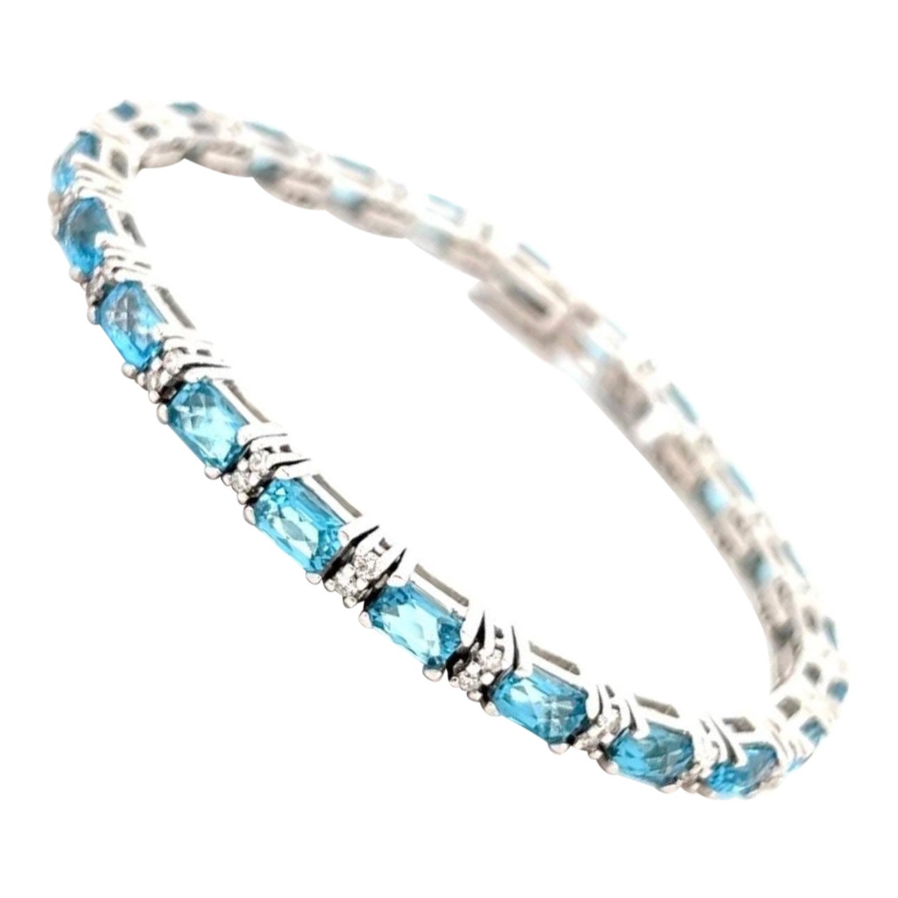 Classic Emerald-Cut Swiss Blue Topaz Bracelet with Diamonds, 14 Kt Yellow Gold For Sale