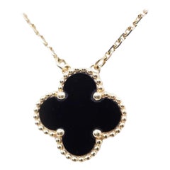  VAN CLEEF & ARPELS 18k Yellow Gold Black Onyx Vintage Alhambra Pendant Necklace