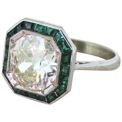 Art Deco 2.91 Carat Old Cut Diamond & Calibré Cut Emerald Engagement Ring