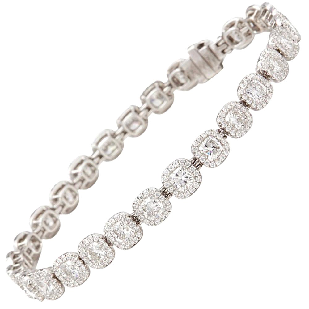 De Beers, bracelet Aura en or blanc 18 carats avec diamants taille coussin