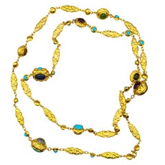 Collier en goutte en or jaune avec améthyste, turquoise, tourmaline, calcédoine et chrysoprase