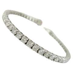 Bracelet de tennis en or blanc 14 carats avec diamants ronds taillés en brillant de 7,12 carats