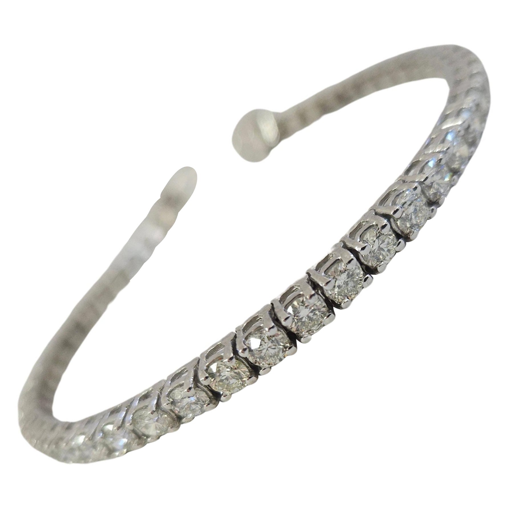 Bracelet de tennis en or blanc 14 carats avec diamants ronds taillés en brillant de 7,51 carats