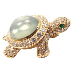 Vintage Cartier Turtle Diamond Moonstone Emerald Yellow Gold Pin Brooch