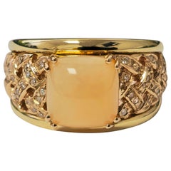Womens Modern Rare 5.70 carat Pink Opal & Diamond Engagement Ring 