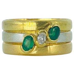 Retro 0.50 Carat Oval Emeralds & Diamond3-Row Tricolor Gold Band Ring 18k