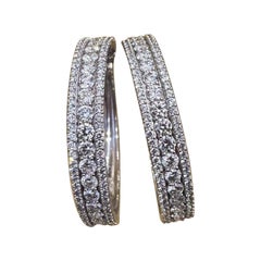 Cerchi da 1,50" rotondi larghi a 3 file di diamanti frontali in oro bianco 14k