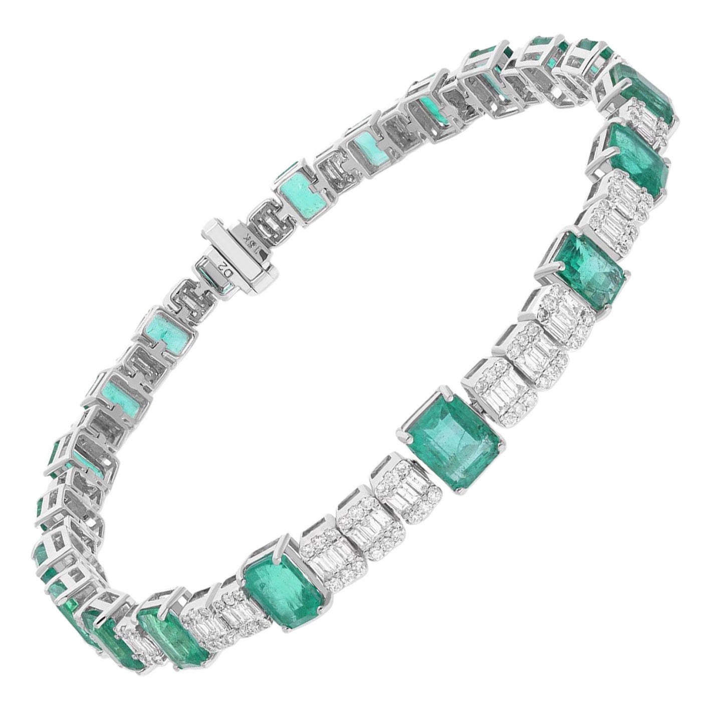 Bracelet breloque en or blanc 14 carats avec émeraudes de Zambie et diamants