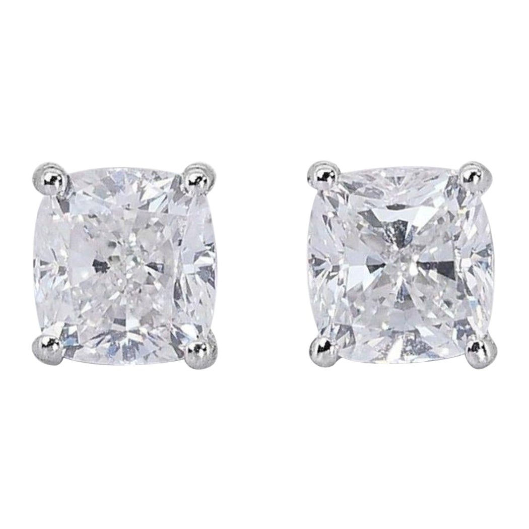 Exquisite 2 Carat Cushion Cut Diamond Earrings in 18K White Gold  For Sale