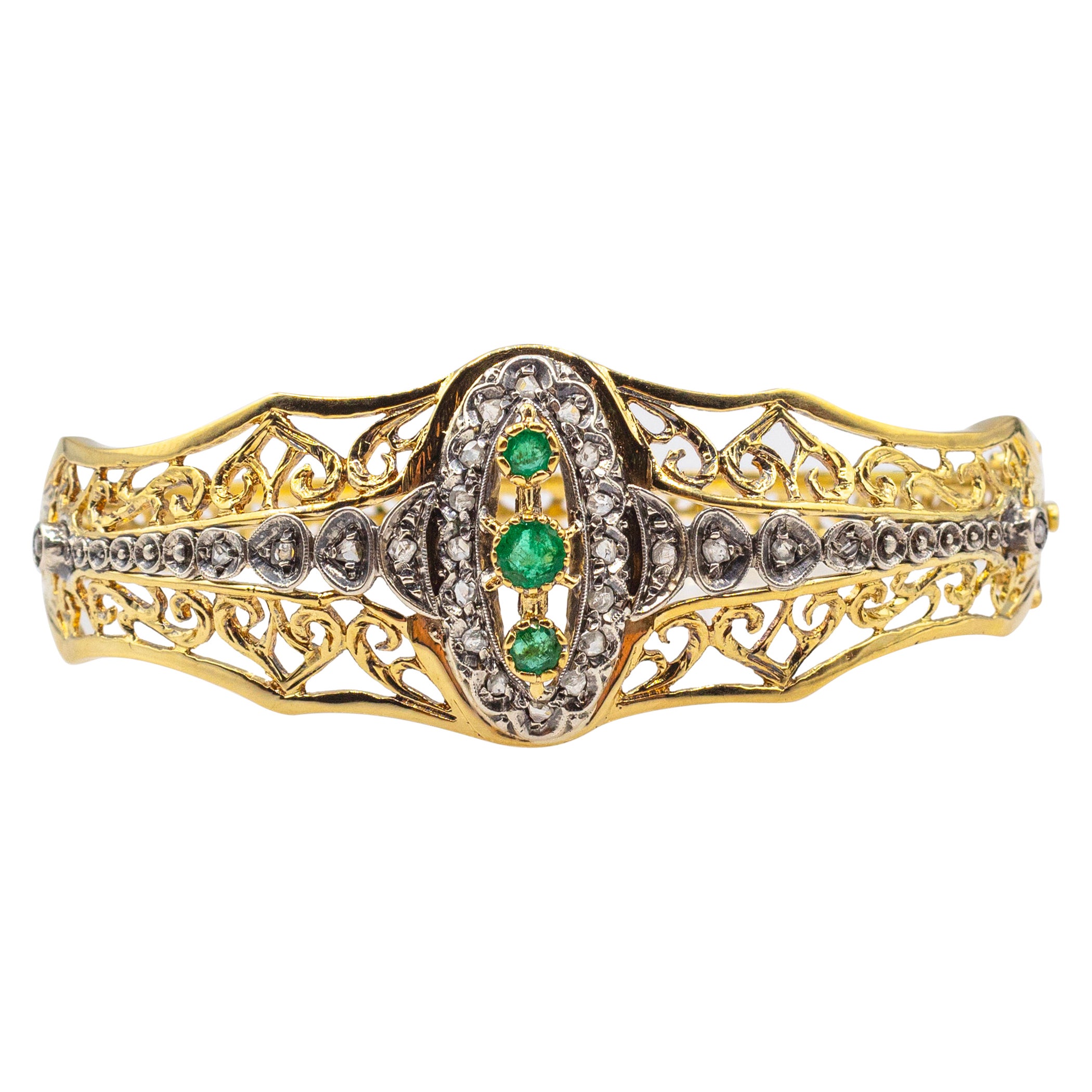 Art Deco Style Handcrafted White Rose Cut Diamond Emerald Yellow Gold Bracelet For Sale