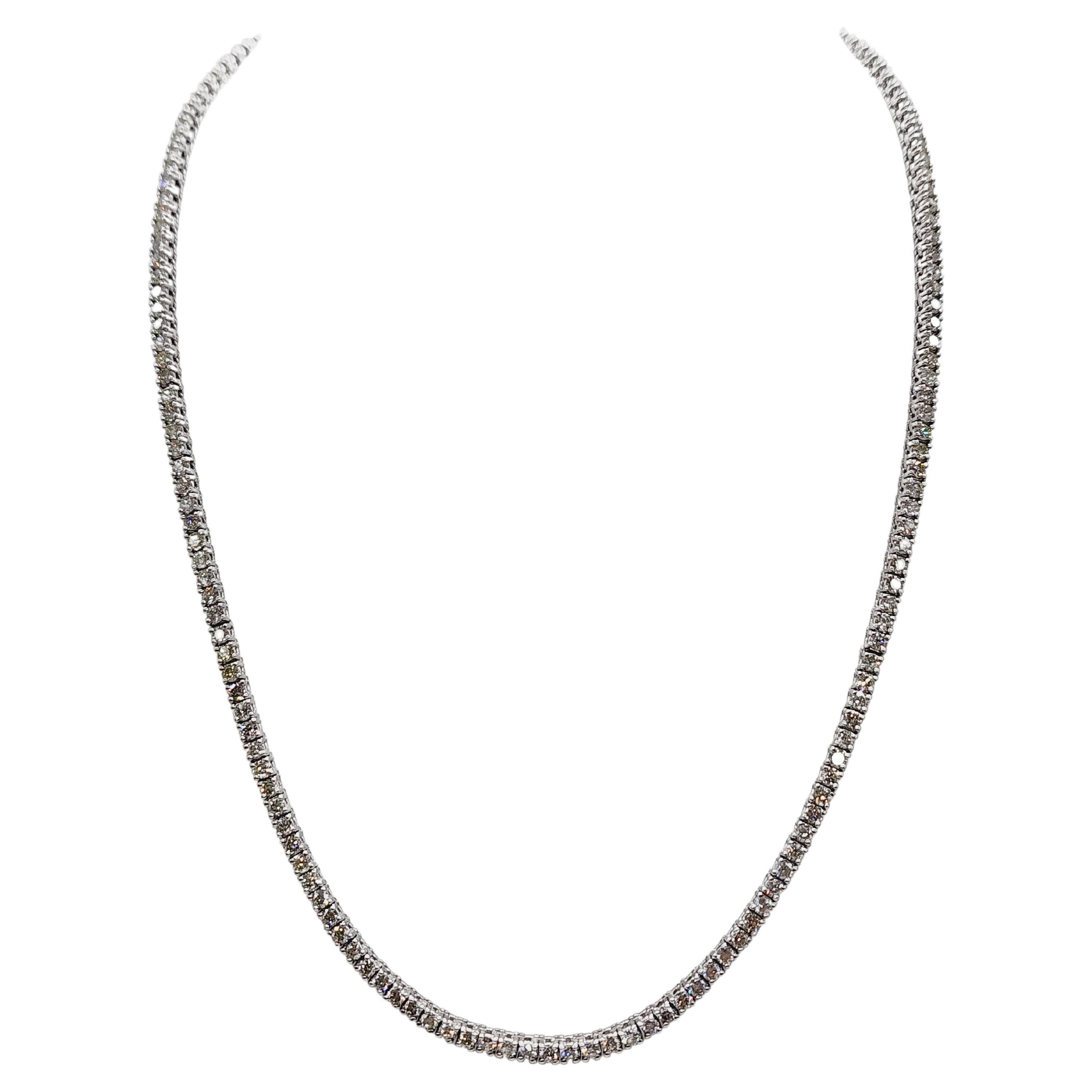 9.01 Carat Brilliante Cut Diamond Tennis Necklace 14 Karat White Gold 22" (Collier de tennis en or blanc 14 carats) en vente