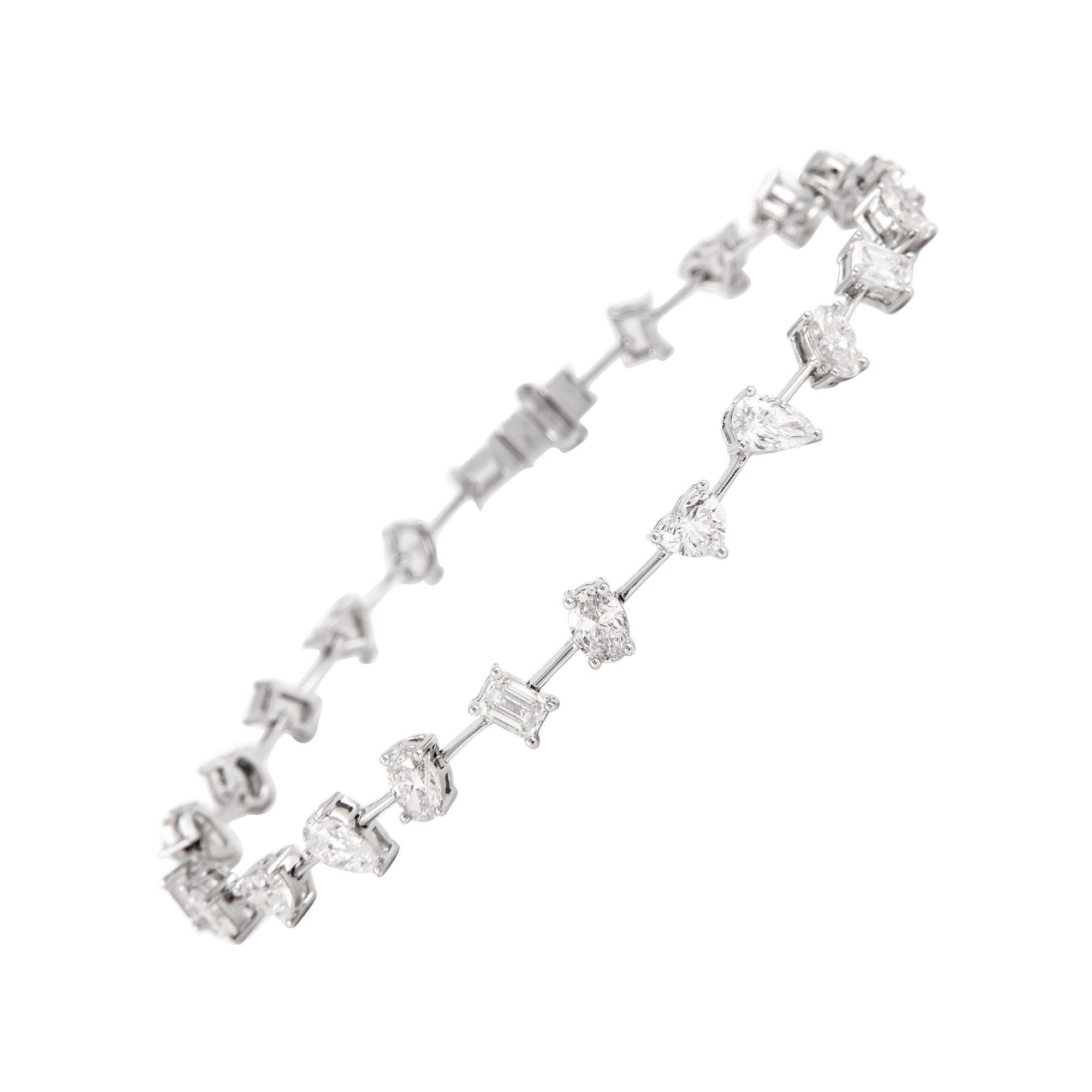 Alexander 5.21 Carat Multi Diamond Bracelet 18 Karat White Gold For Sale