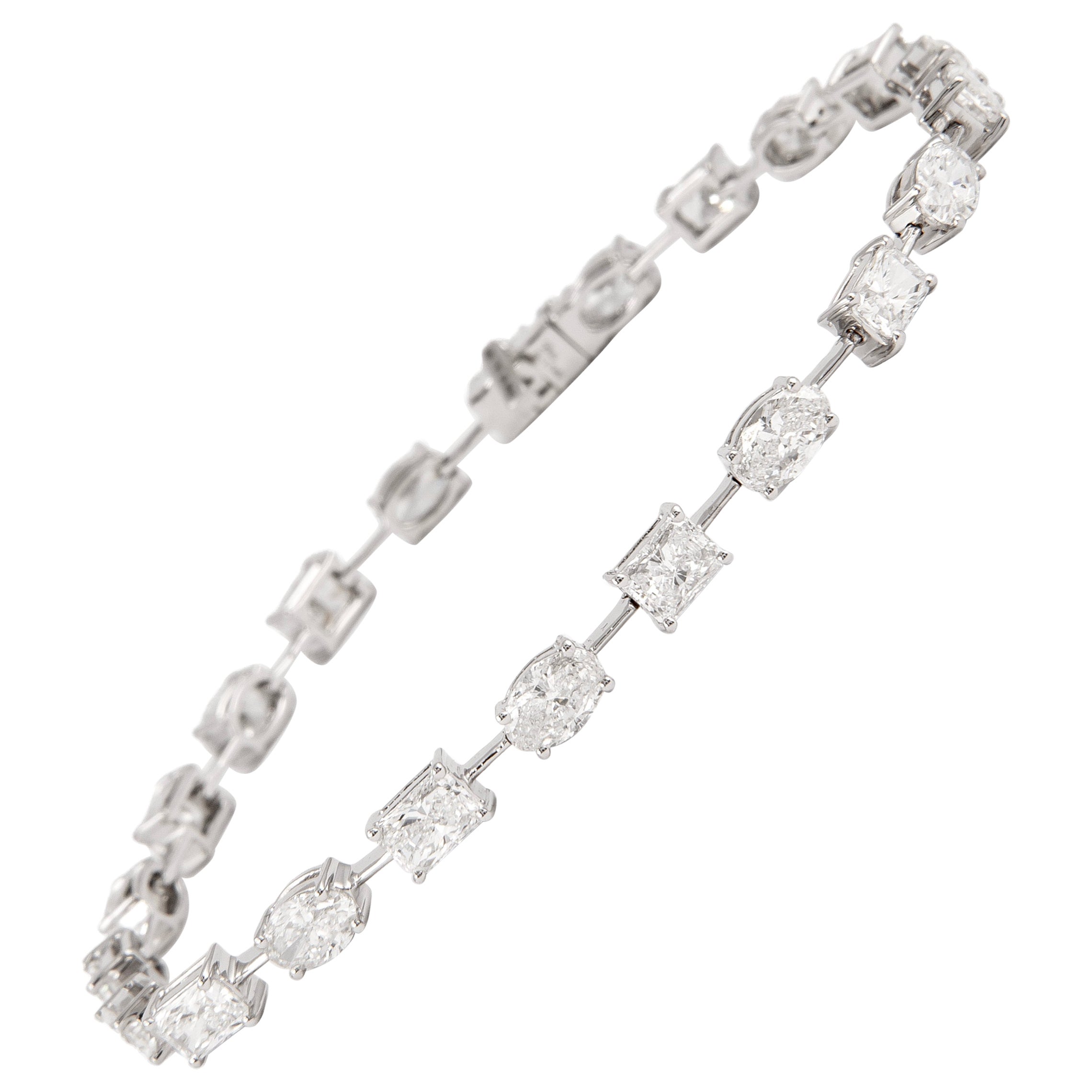 Alexander Beverly Hills 6.86 Carat Multi Diamond Bracelet 18k White Gold For Sale