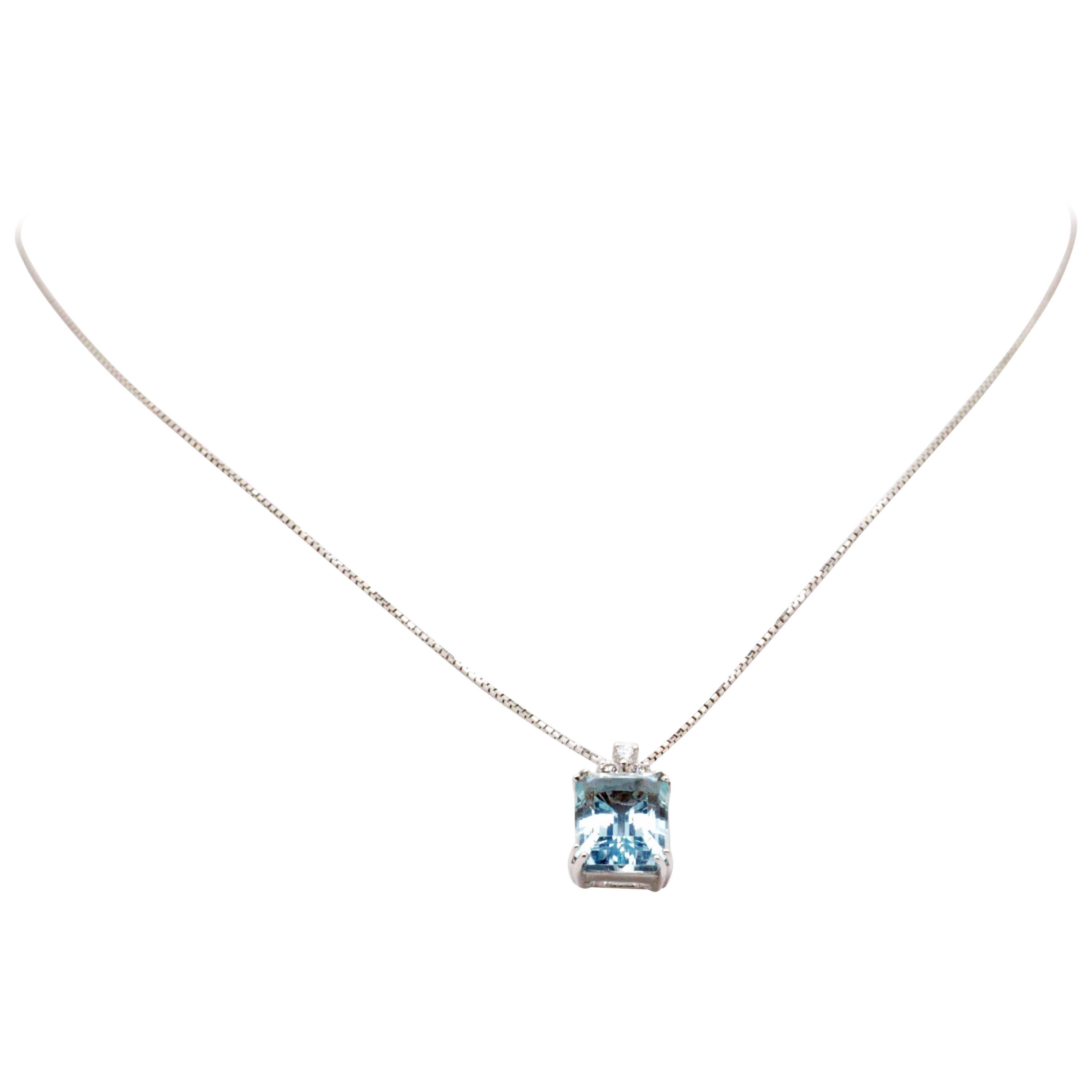 Ferrucci 2.75 Carat Emerald Cut Aquamarine Diamonds Gold Necklace