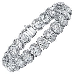 Pulsera de diamantes talla oval de 18 quilates de oro blanco de 14k