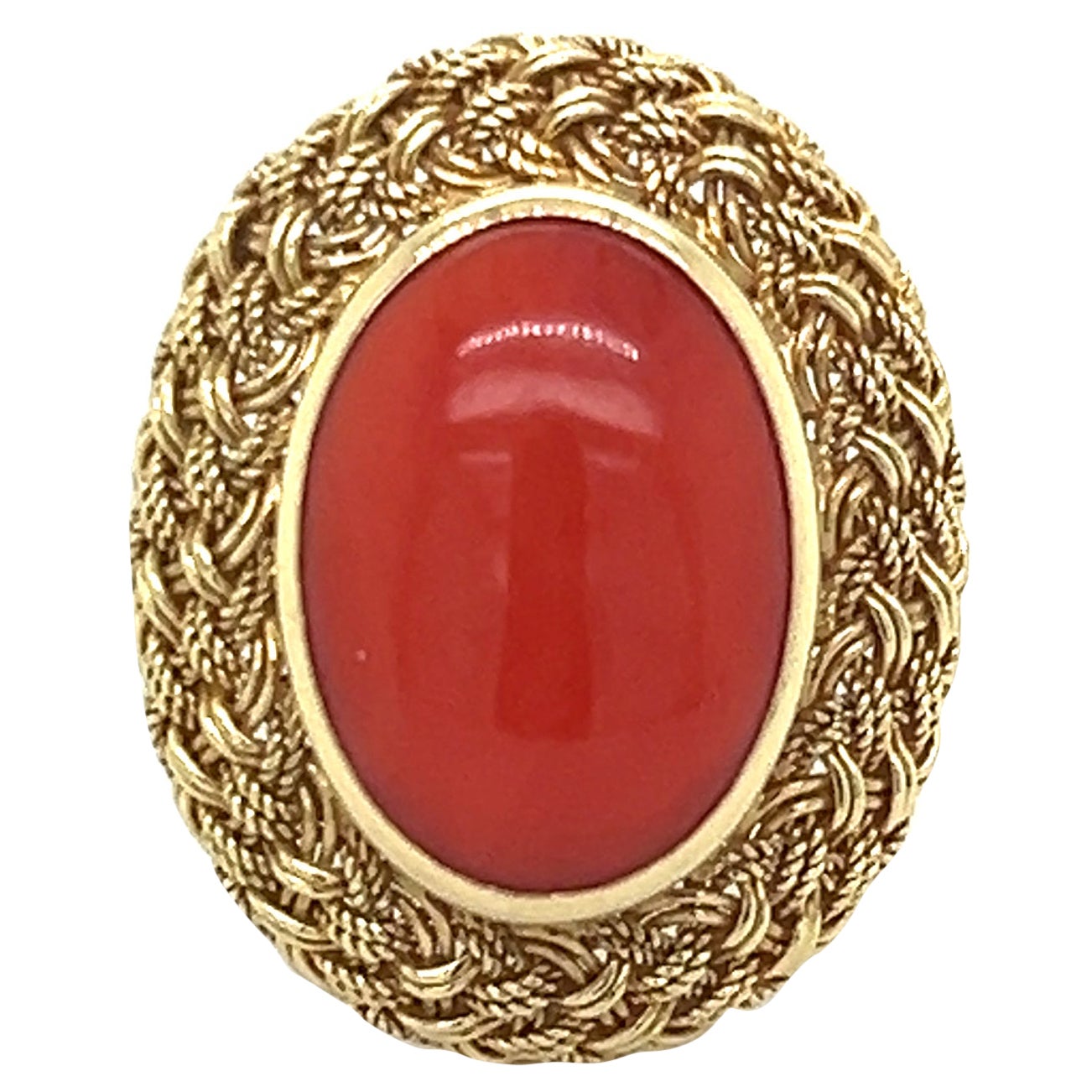 Retro Coral Gemstone 18k Yellow Gold Cocktail Ring For Sale