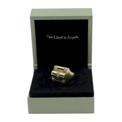 Van Cleef & Arpels, bague moderniste vintage en or 18 carats avec diamants