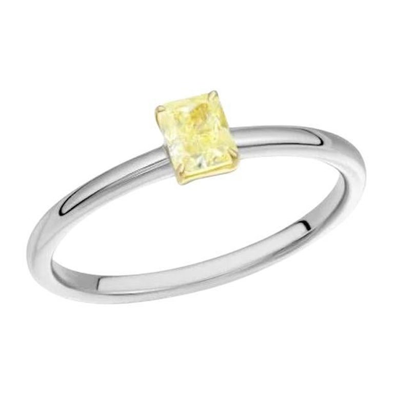 Chic Yellow Diamond White 14K Gold Ring for Her For Sale