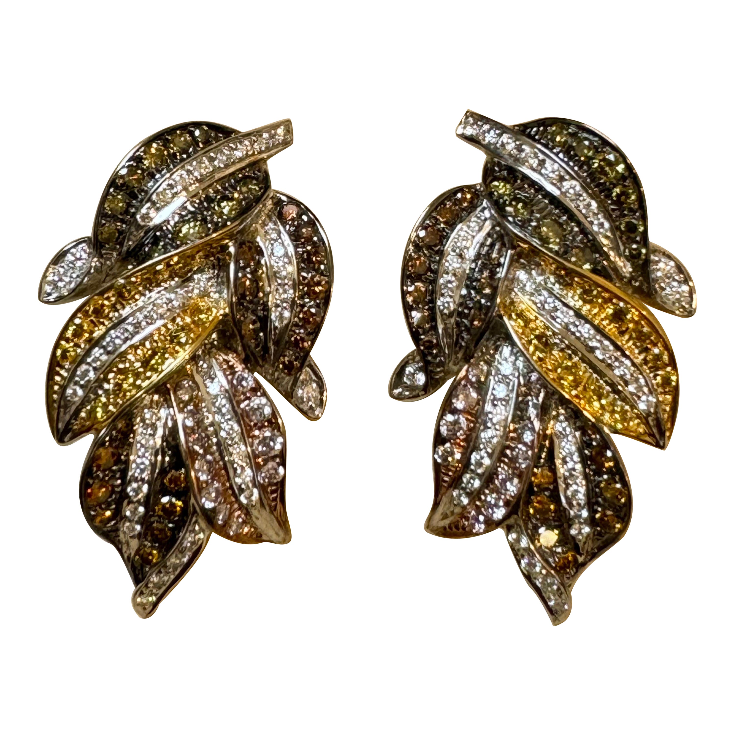4 Ct Natural Fancy Color Diamond Leaf Earrings in 18 Kt Multi Color Gold  For Sale