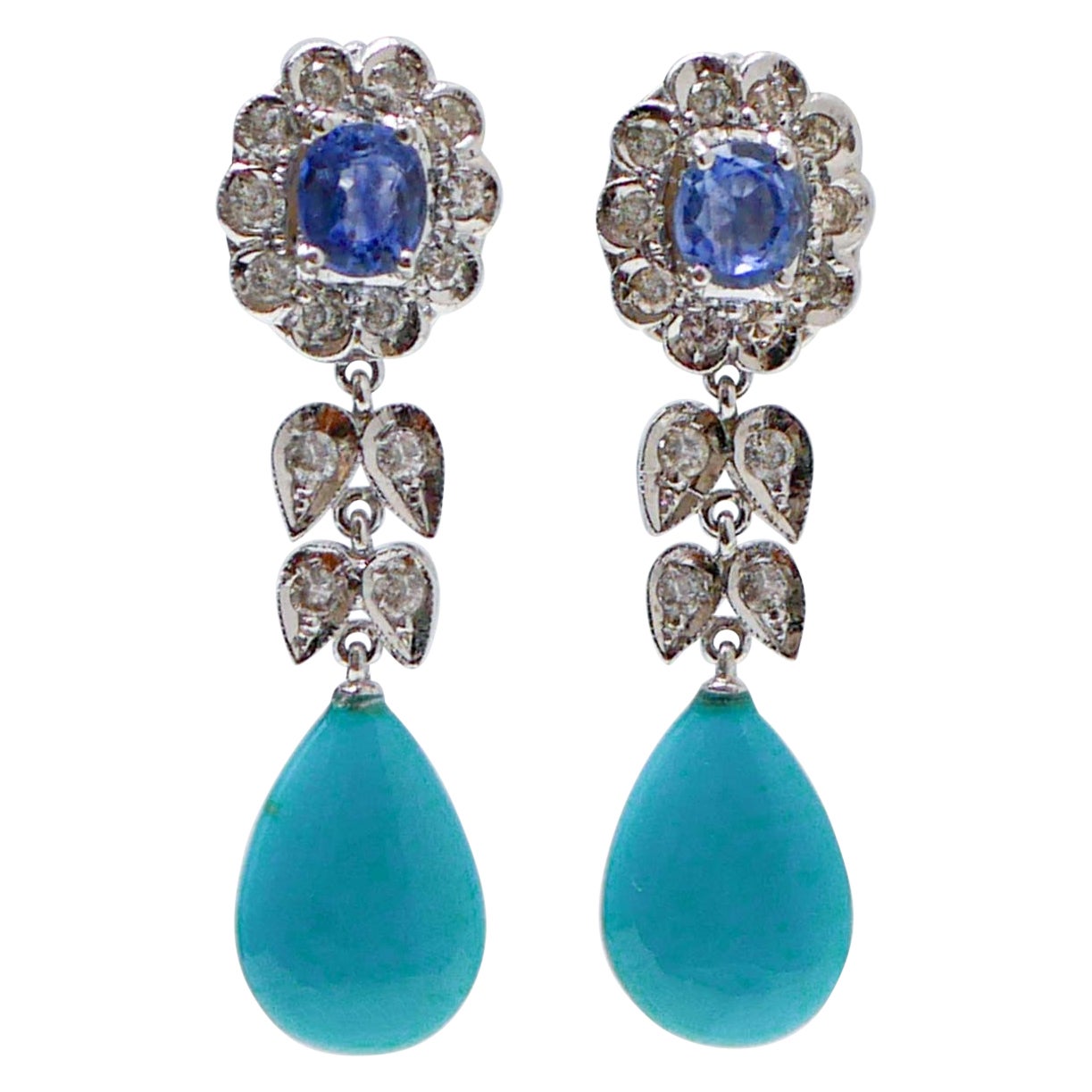 Turquoise, saphirs, diamants, platine Boucles d'oreilles pendantes. en vente