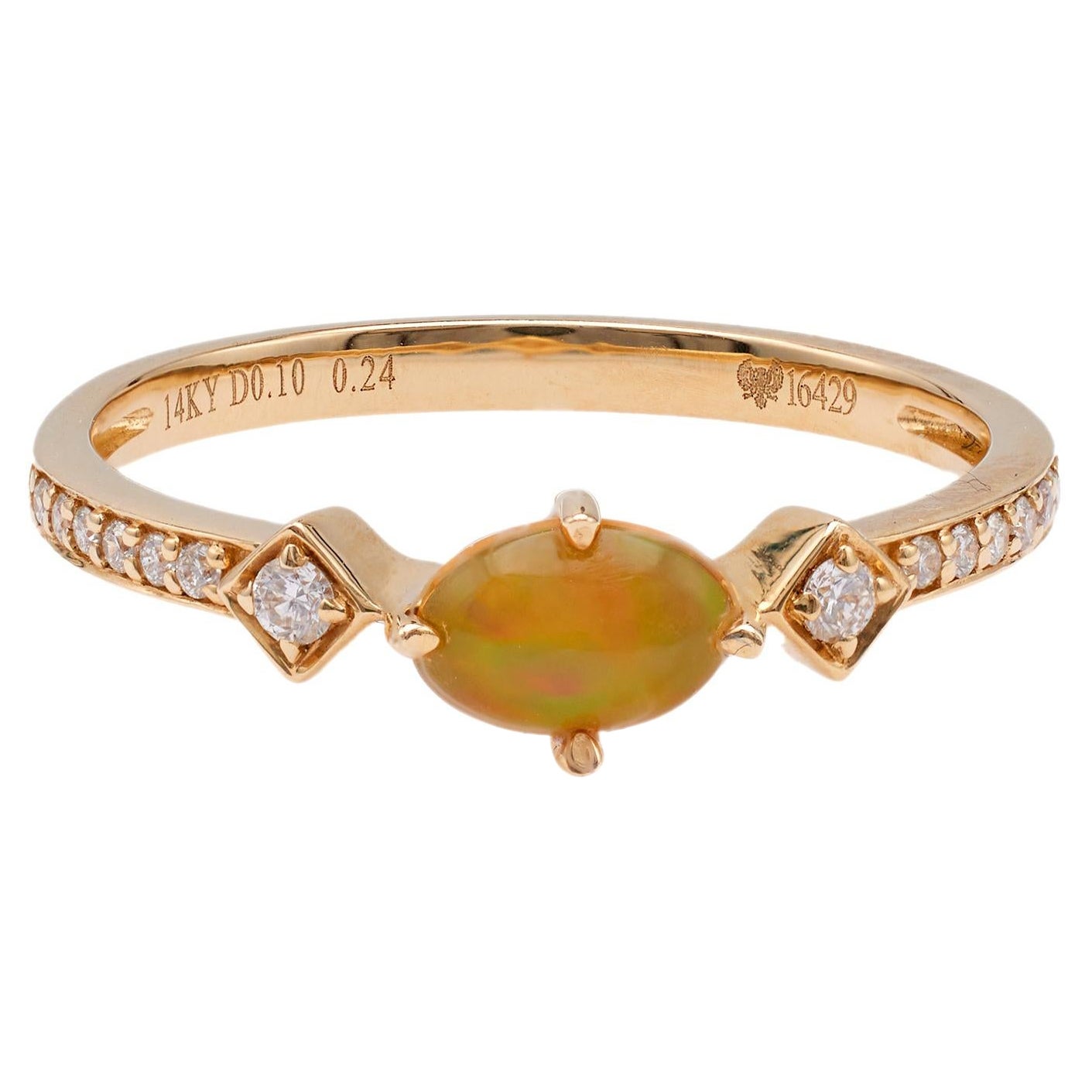 Opal Diamond 14k Yellow Gold Ring For Sale