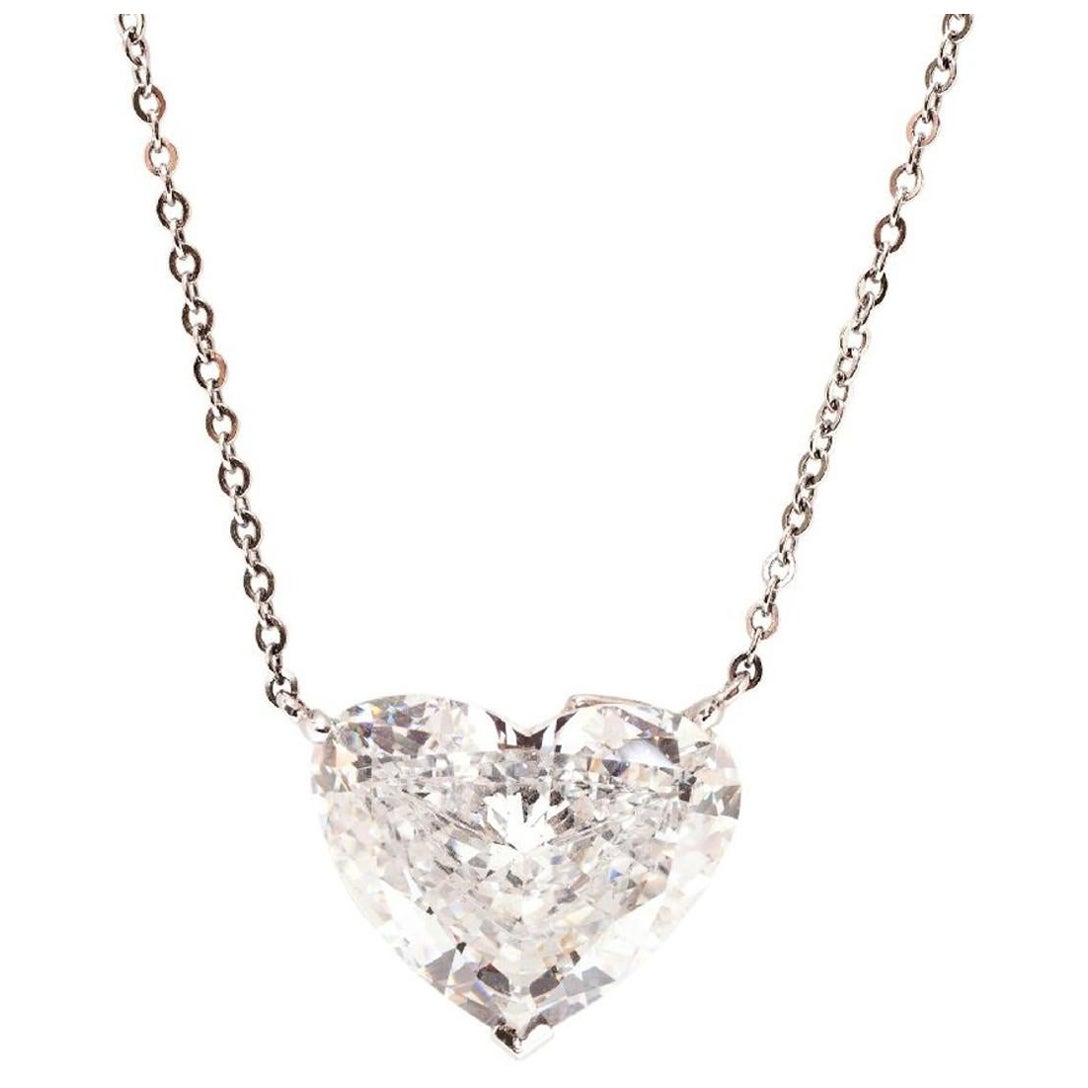 Heart Cut 14K Yellow Gold Diamond Solitaire Necklace