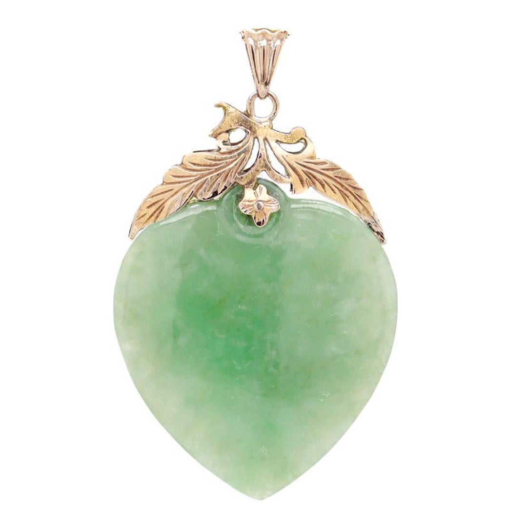Chinese 14K Gold & Green Jade Pendant for a Necklace For Sale