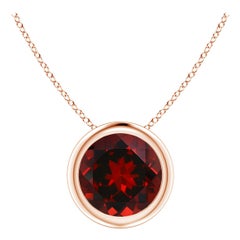 Colgante Solitario de Granate Redondo de 1,5 ct en Oro Rosa de 14 quilates con Engaste Biselado Natural