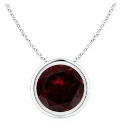 Colgante de oro blanco de 14 quilates con solitario de granate natural redondo de 2,2 ct engastado en bisel