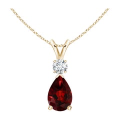 Natural 1.8ct Garnet Teardrop Pendant with Diamond in 14K Yellow Gold