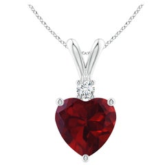 Ciondolo con granato naturale a forma di cuore da 1,85 carati e diamante in platino