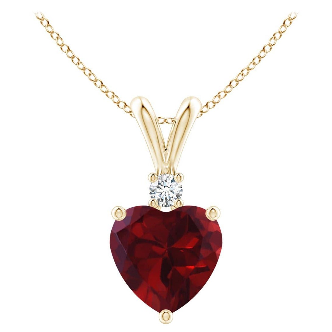 Natural Heart-Shaped 0.90ct Garnet Pendant with Diamond in 14ct Yellow Gold