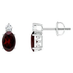 Boucles d'oreilles grenat ovale naturel de 1,1ct avec diamant en platine (taille-6x4mm)