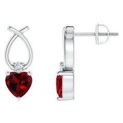 Boucles d'oreilles en platine avec grenat naturel en forme de cœur de 0,90 carat et diamants