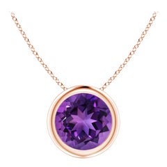 Colgante solitario de amatista natural redonda de 1,15 ct con bisel en oro rosa de 14 quilates