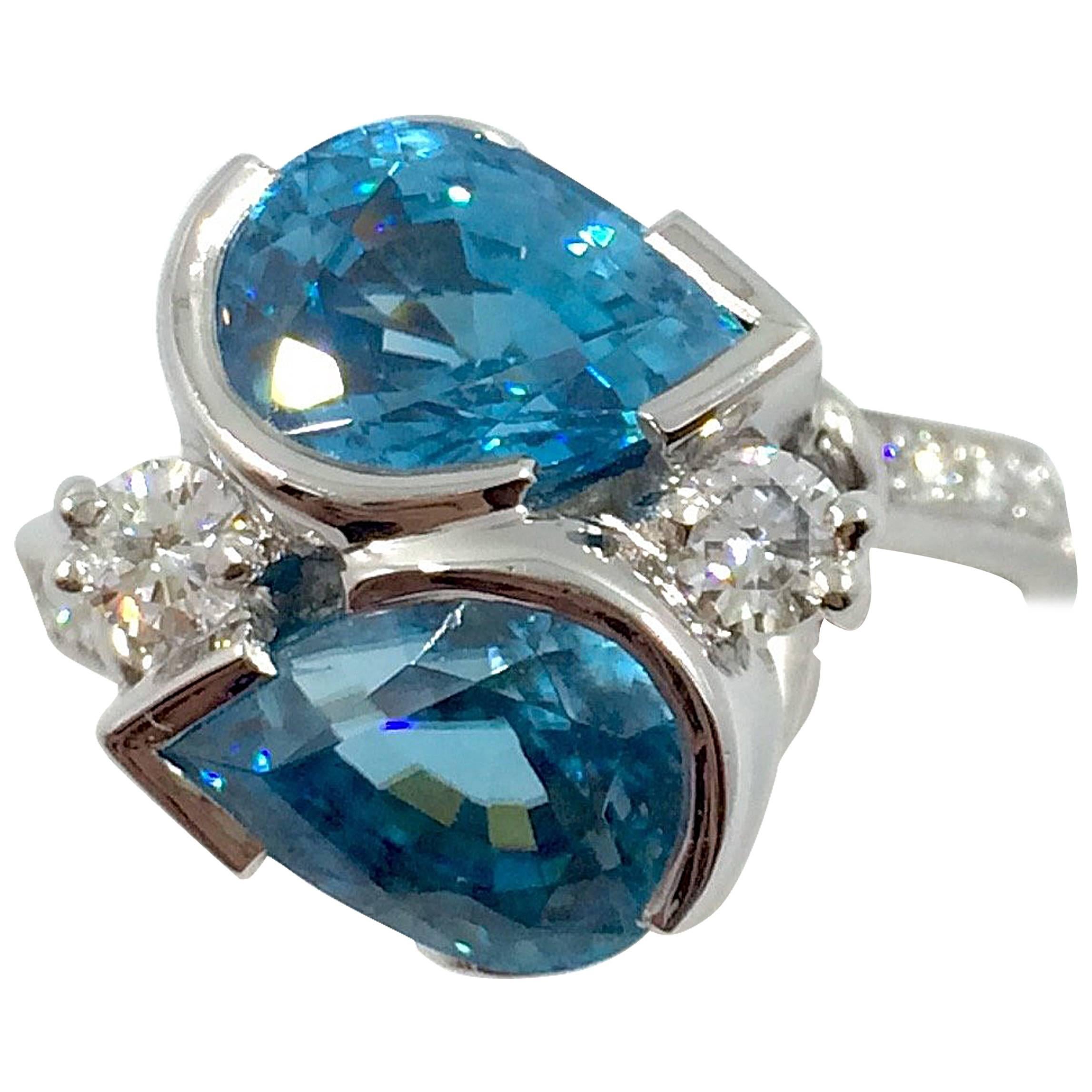 Intense Blue Zircon Diamond Gold Ring