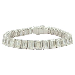 GIA Bracelet en or blanc 18 carats avec diamant taille émeraude de 1 carat chacun